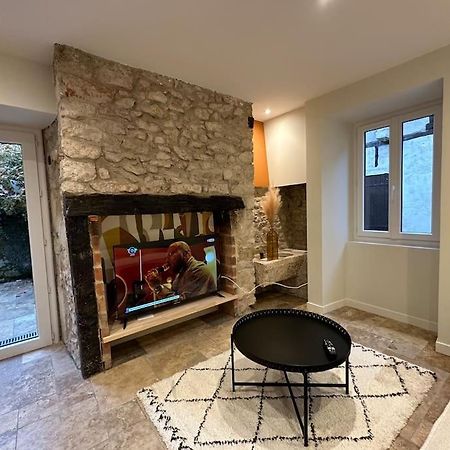 Maison Avec Cour Interieure 苏亚克 外观 照片